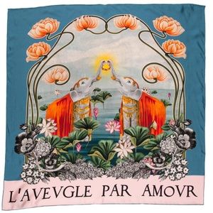 NWT Gucci Elephant Silk Scarf